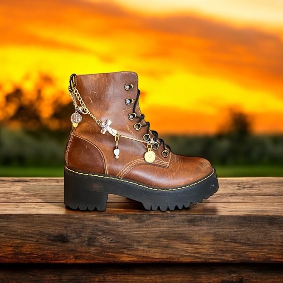 Boot jewelry, boot bracelet, boot accessory, boot chain, boot chain, faith charm - Picture 9 of 17